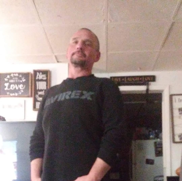 Meet your Posher, Daniel - Picture 1 of 1